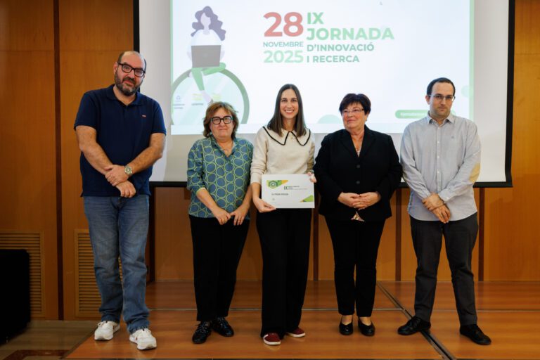 SM1548-281125-R5 segon premi poster