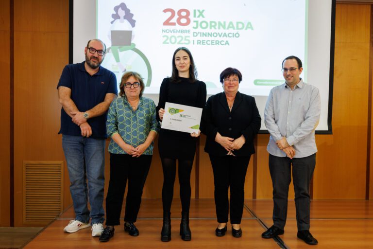 SM1557-281125-R5 primer premi poster