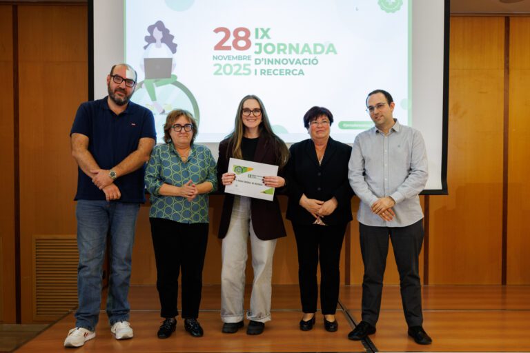 SM1603-281125-R5 primer premi treball recerca